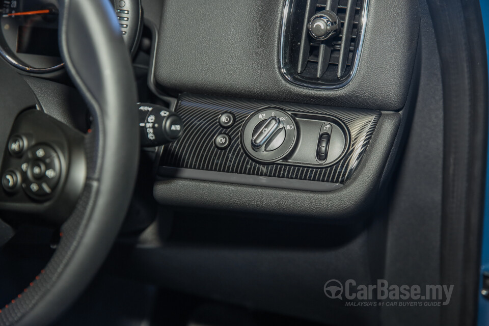 Chevrolet Cruze J300 (2012) Interior