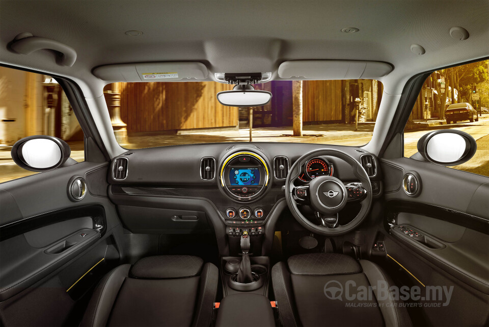 Mitsubishi Outlander RE Facelift (2016) Interior