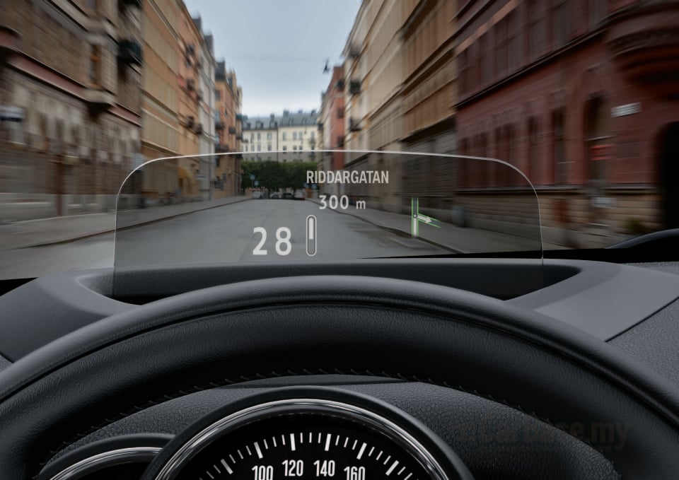 MINI Countryman F60 (2017) Interior
