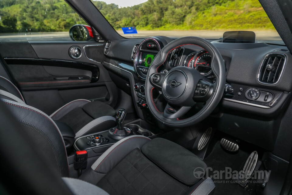 Toyota Camry XV70 Facelift (2022) Interior