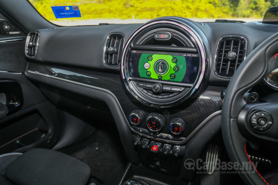 Audi Q5 FY (2019) Interior