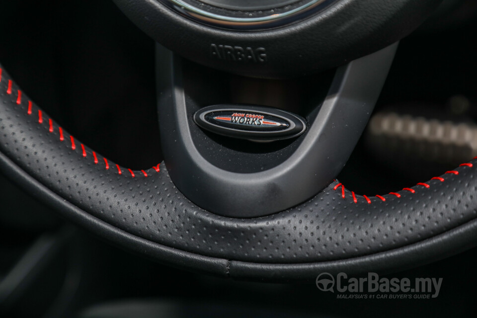Toyota Camry XV70 Facelift (2022) Interior