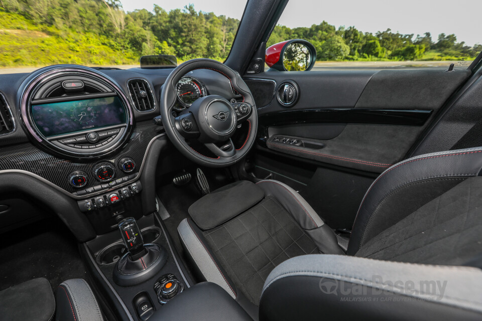 Toyota Camry XV70 Facelift (2022) Interior