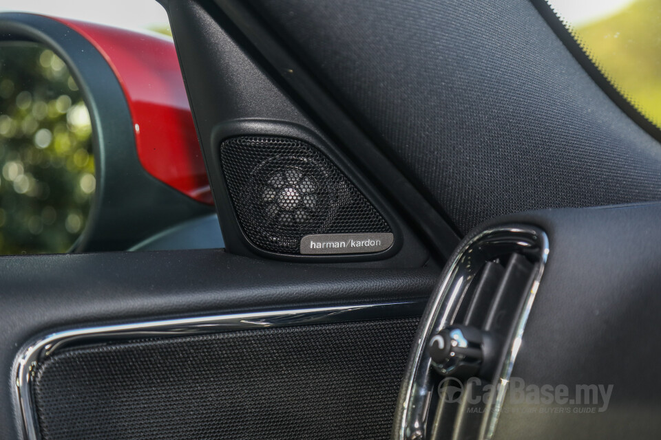 Toyota Camry XV70 Facelift (2022) Interior