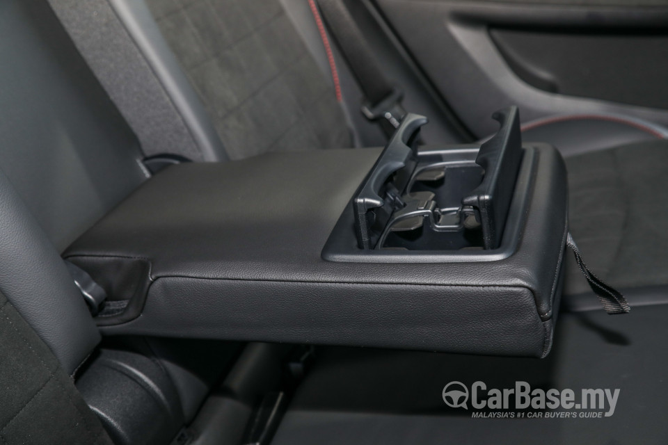 MINI Countryman F60 (2017) Interior