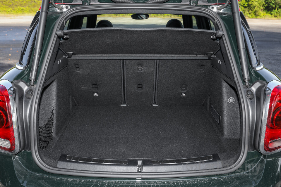 Toyota Camry XV70 Facelift (2022) Interior