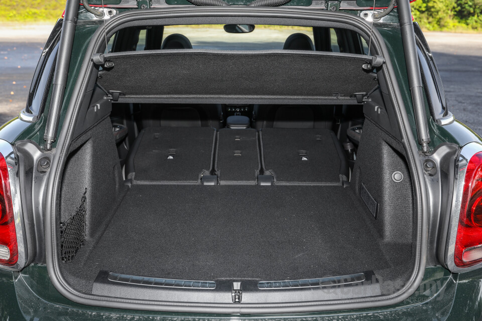 Toyota Camry XV70 Facelift (2022) Interior