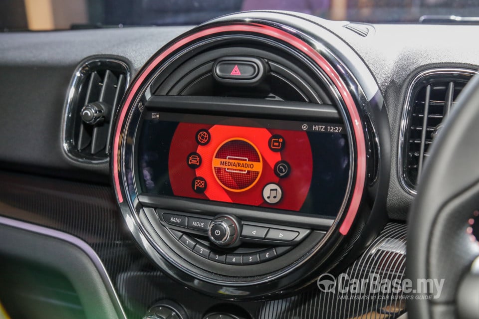 MINI Countryman F60 LCI (2021) Interior