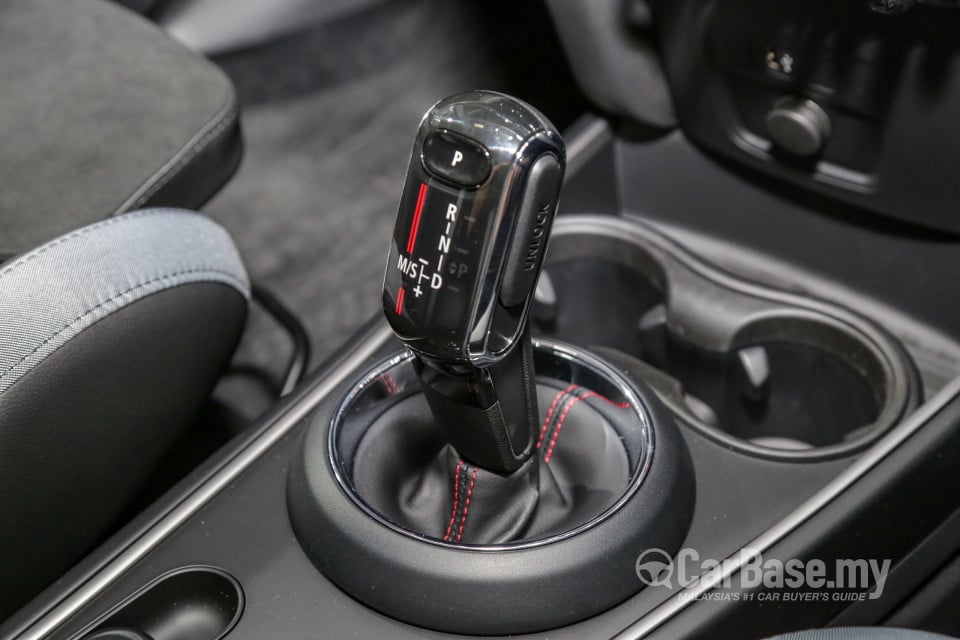 MINI Countryman F60 LCI (2021) Interior