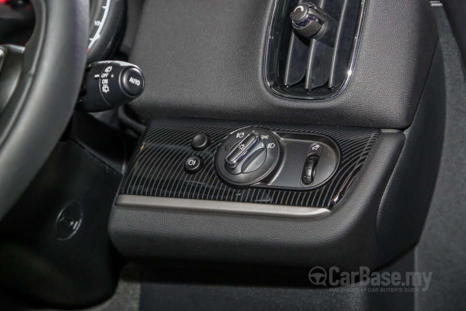 Toyota Camry XV70 Facelift (2022) Interior