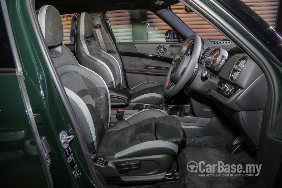 MINI Countryman F60 LCI (2021) Interior