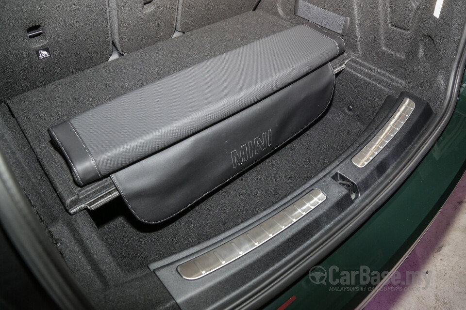 Toyota Camry XV70 Facelift (2022) Interior