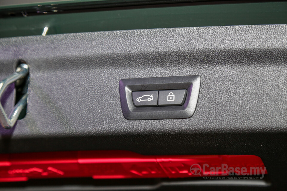 Toyota Camry XV70 Facelift (2022) Interior