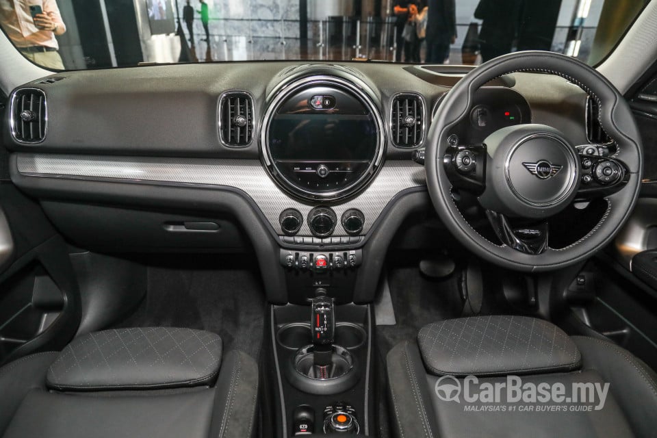 MINI Countryman F60 LCI (2021) Interior