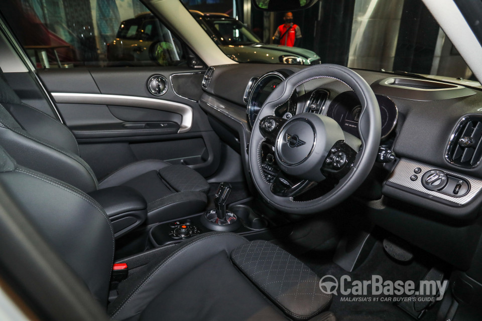 MINI Countryman F60 LCI (2021) Interior