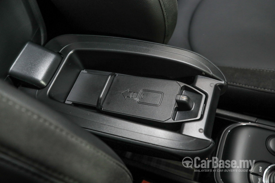 MINI Countryman F60 LCI (2021) Interior
