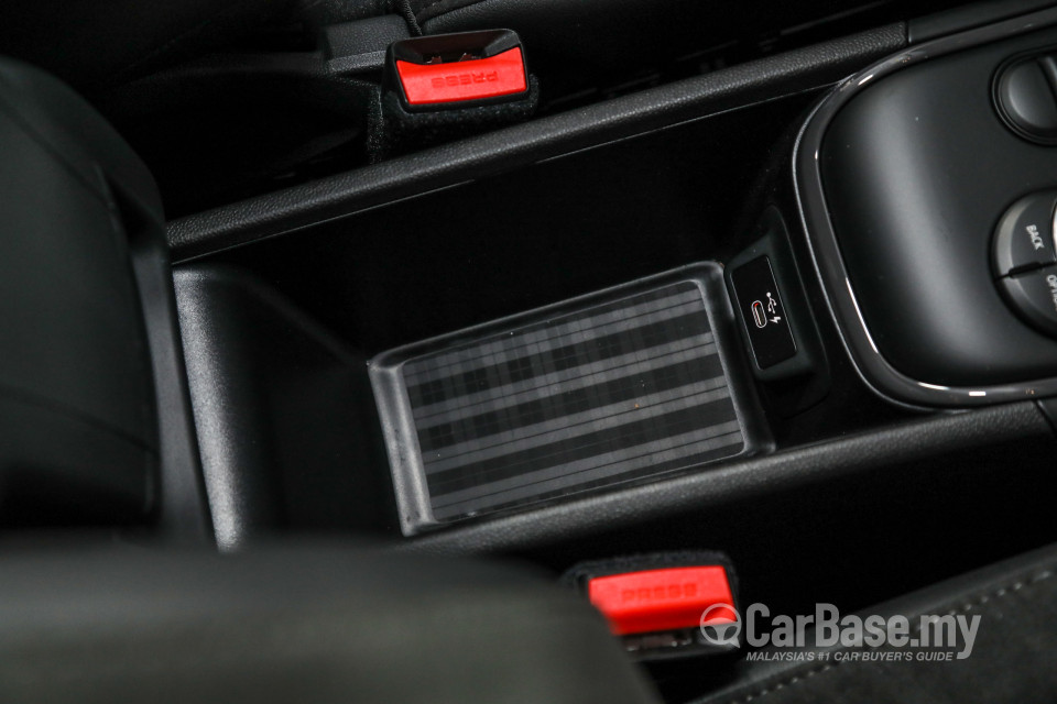 MINI Countryman F60 LCI (2021) Interior