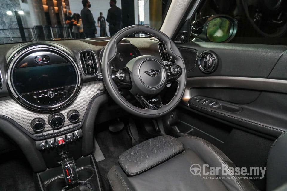 MINI Countryman F60 LCI (2021) Interior