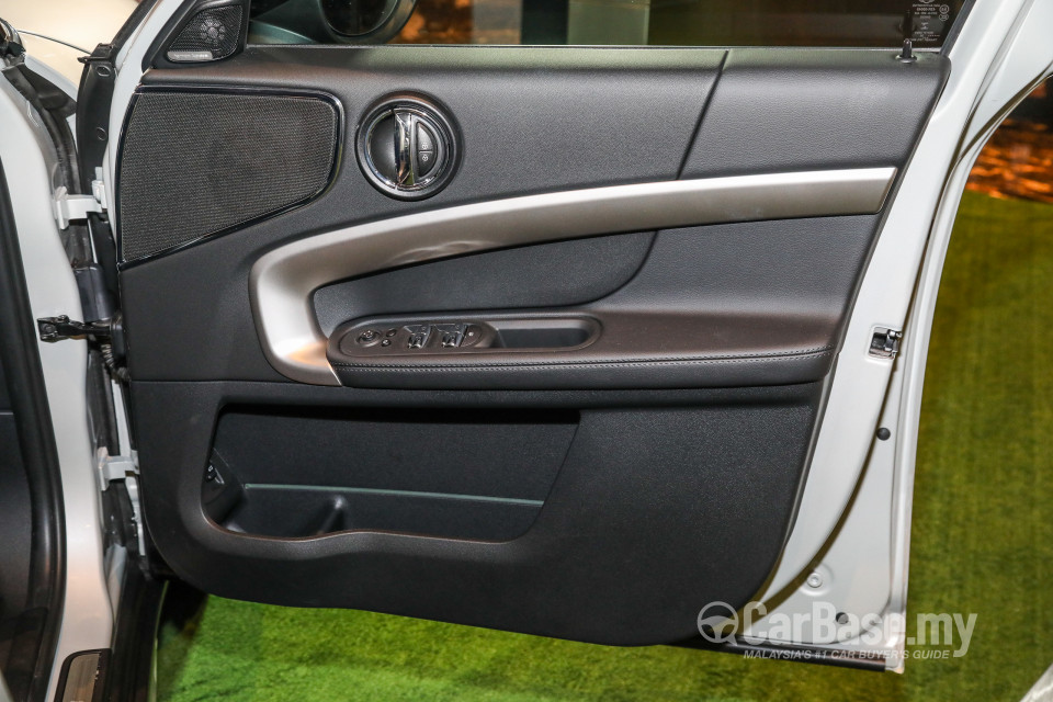 MINI Countryman F60 LCI (2021) Interior