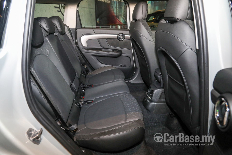MINI Countryman F60 LCI (2021) Interior