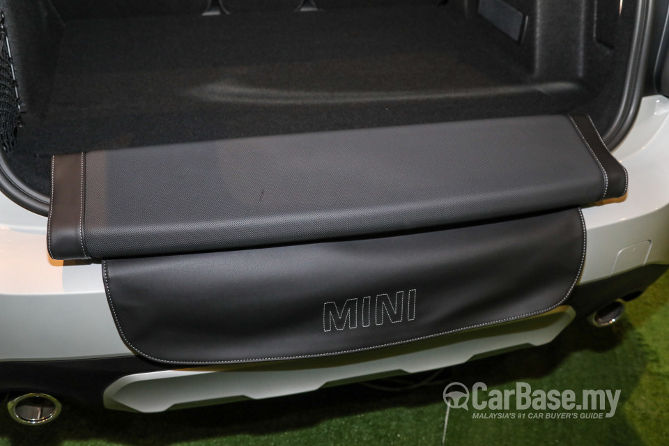MINI Countryman F60 LCI (2021) Interior