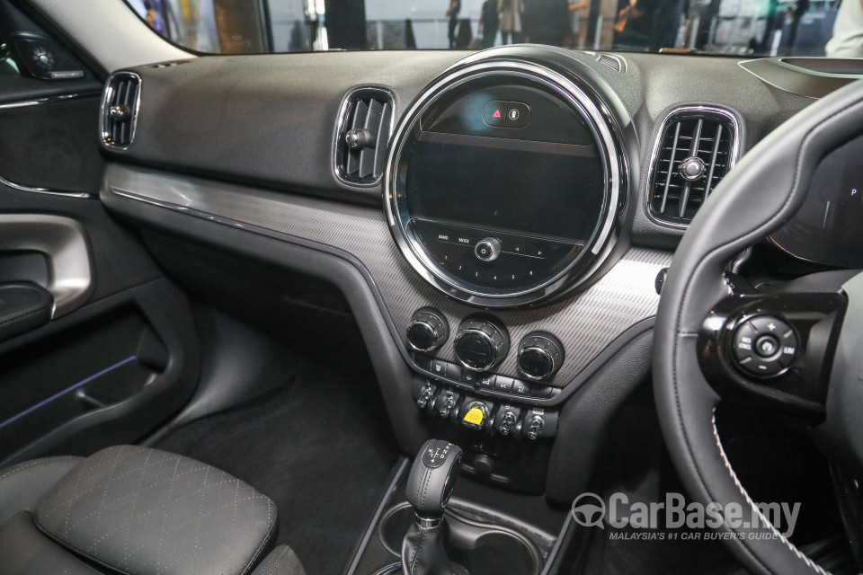 MINI Countryman F60 LCI (2021) Interior