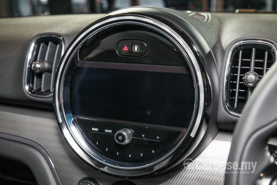 MINI Countryman F60 LCI (2021) Interior