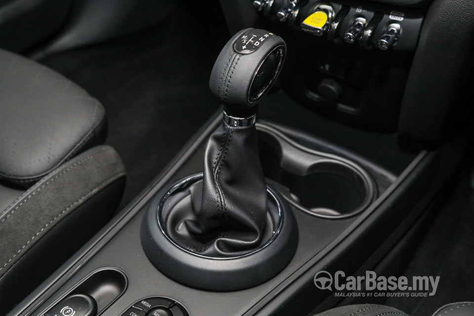 MINI Countryman F60 LCI (2021) Interior