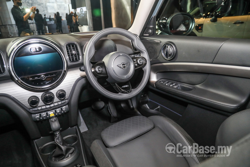 MINI Countryman F60 LCI (2021) Interior