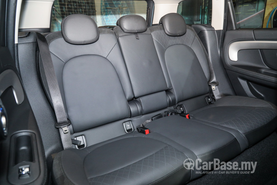 MINI Countryman F60 LCI (2021) Interior
