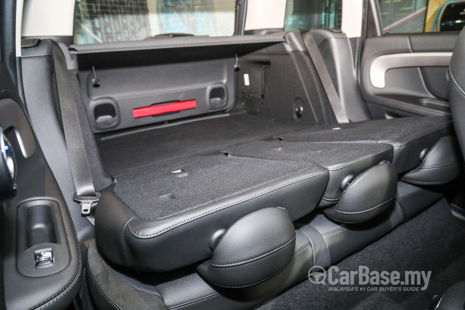 MINI Countryman F60 LCI (2021) Interior