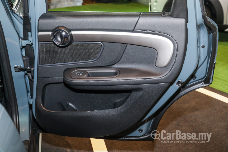 MINI Countryman F60 LCI (2021) Interior