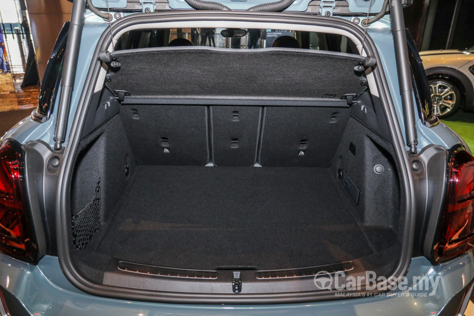 MINI Countryman F60 LCI (2021) Interior
