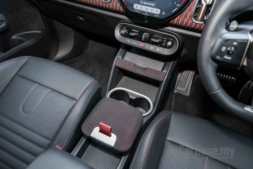MINI Countryman U25 (2024) Interior