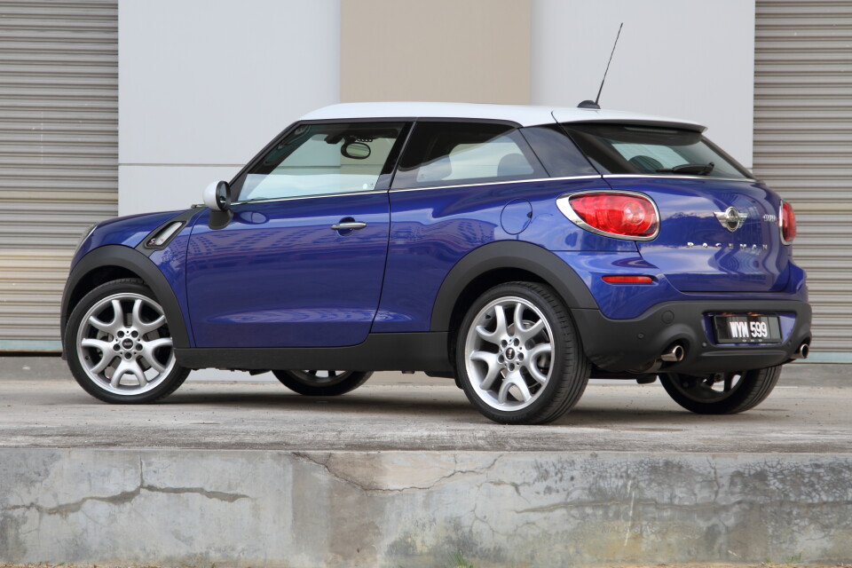 Subaru Outback BN (2015) Exterior