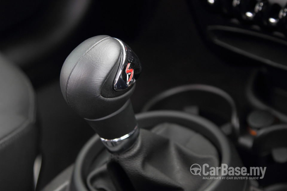 MINI Paceman Mk1 (2013) Interior