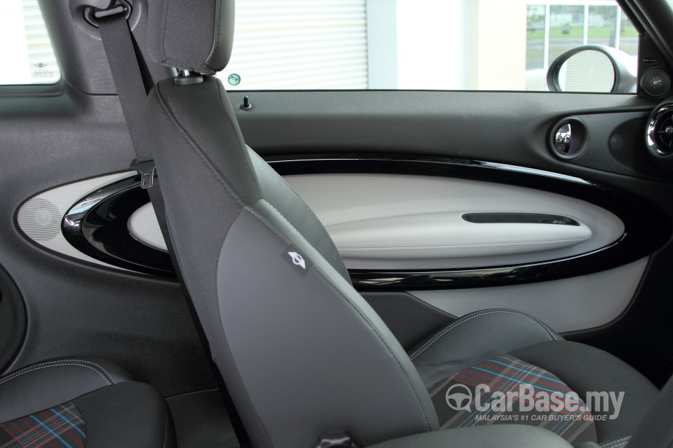 MINI Paceman Mk1 (2013) Interior