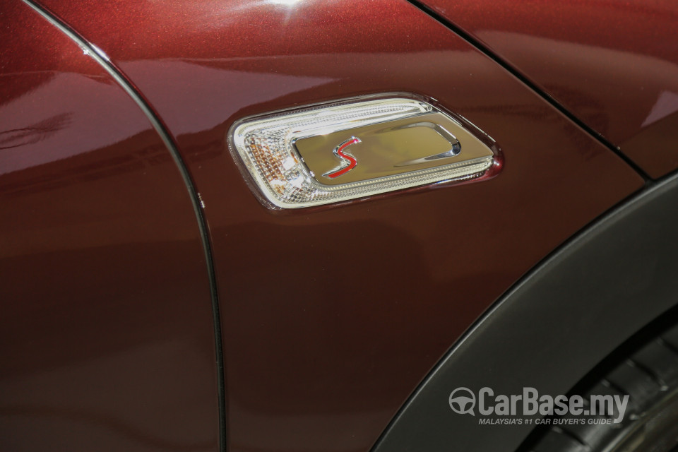 MINI Clubman F54 (2016) Exterior