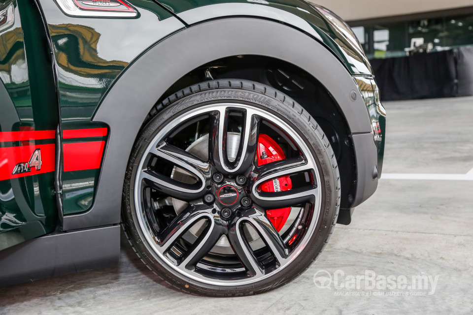 MINI Clubman F54 (2016) Exterior