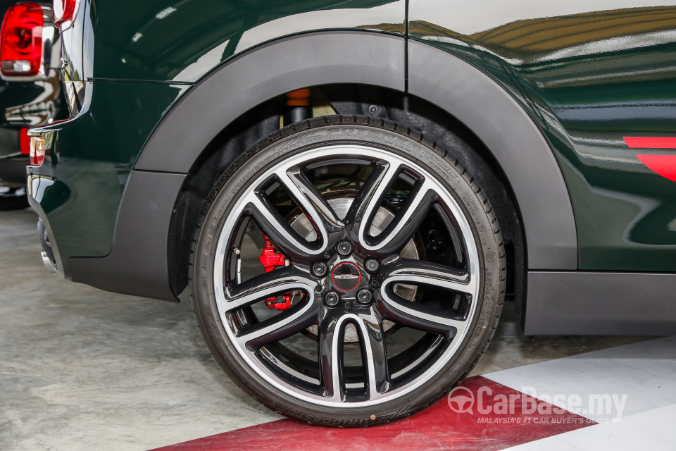 MINI Clubman F54 (2016) Exterior