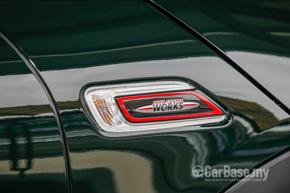 MINI Clubman F54 (2016) Exterior