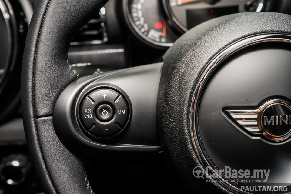 MINI Clubman F54 (2016) Interior