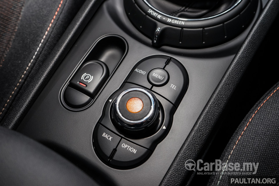 MINI Clubman F54 (2016) Interior