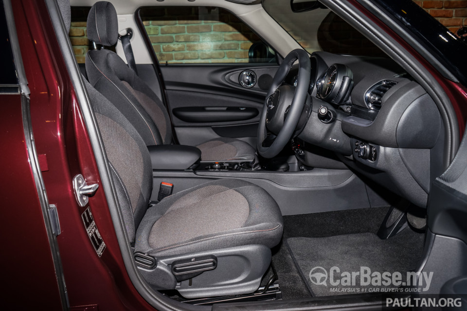 MINI Clubman F54 (2016) Interior