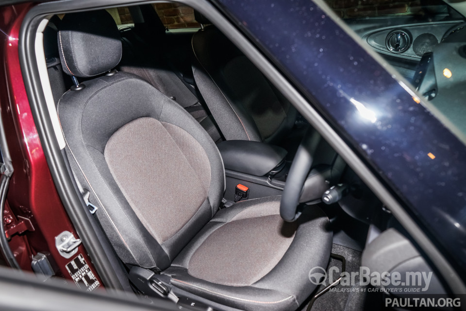 MINI Clubman F54 (2016) Interior