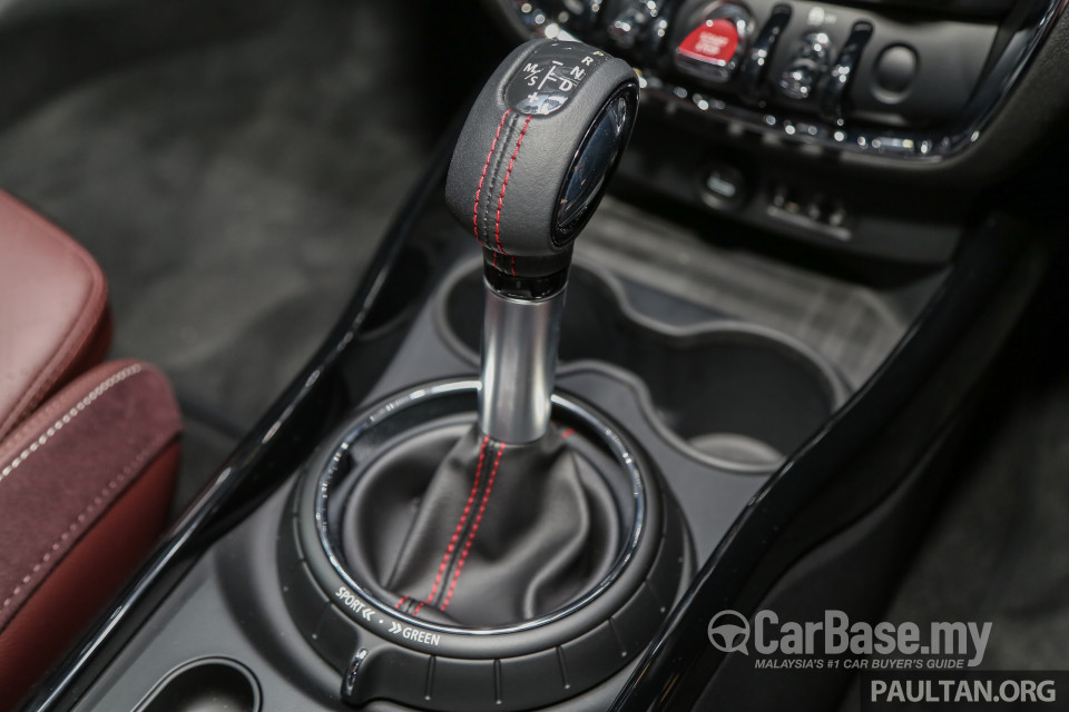 MINI Clubman F54 (2016) Interior