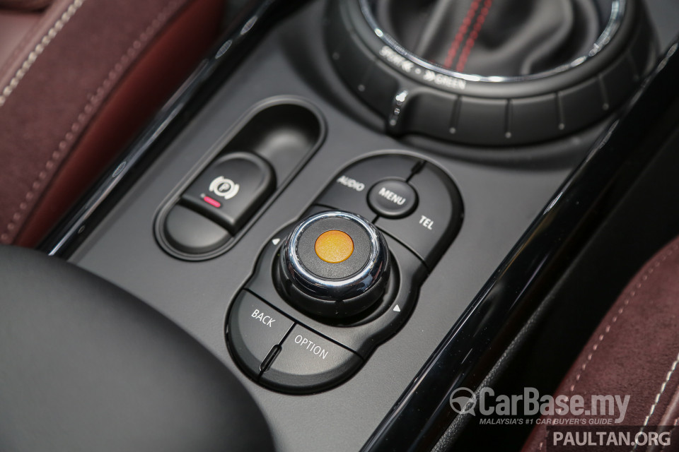 MINI Clubman F54 (2016) Interior