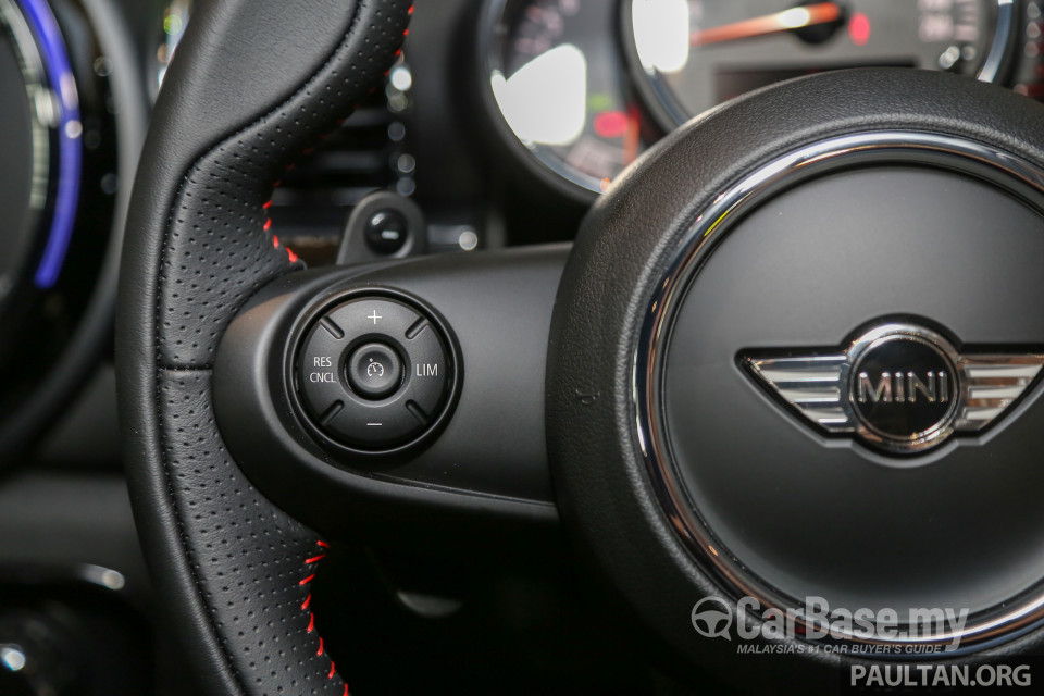 MINI Clubman F54 (2016) Interior