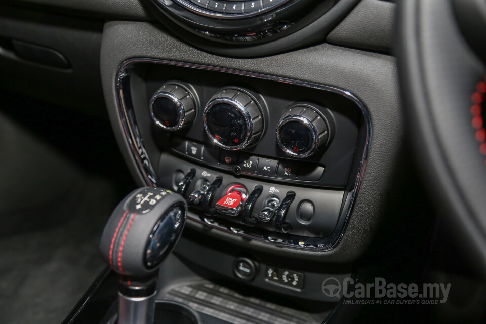 Mazda MX-5 ND (2015) Interior