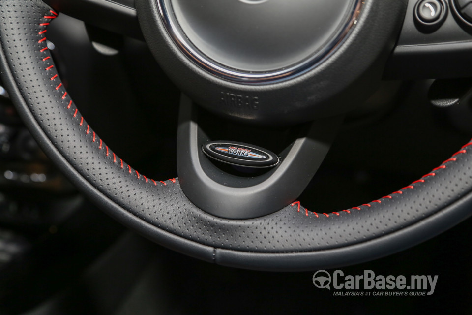 MINI Clubman F54 (2016) Interior